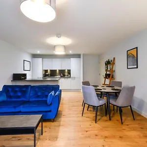 guestready-splendid-2br-flat-in-vibrant-leith.edinburghhotelsuk.org/